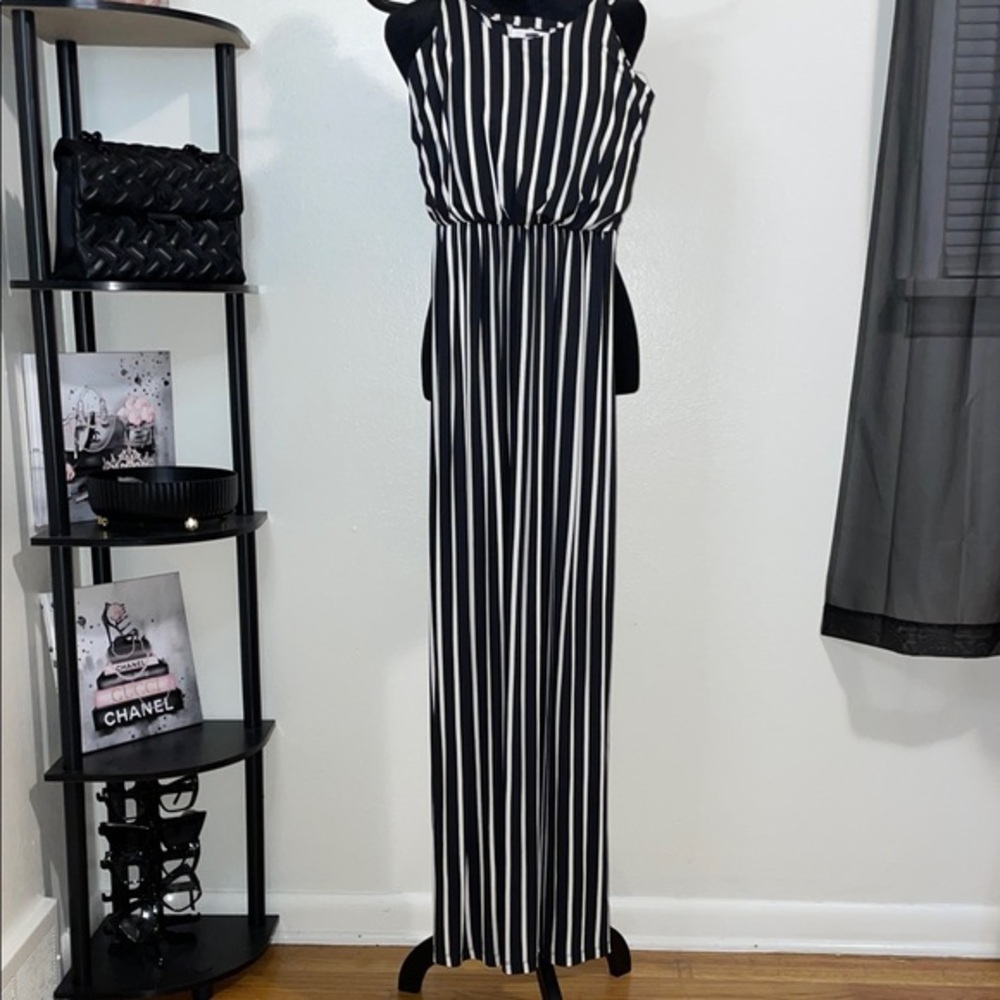 Source Unknown Monochrome Striped Maxi Dress